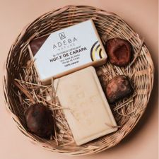 Carapa oil soap - Exfoliating soap for problem skin by Adeba Nature - Non-toxic, GO rated product free from harmful chemicals