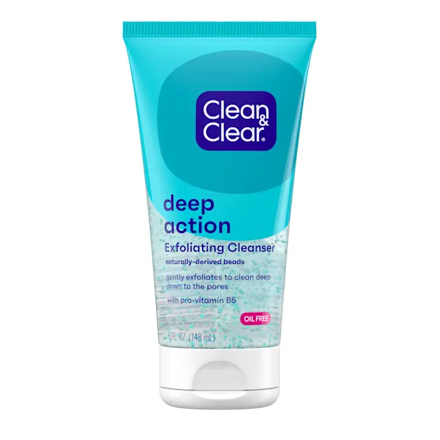 Face Cleanser Deep Action Exfoliating Scrub by Clean & Clear - Non-toxic, STOP rated product free from harmful chemicals
