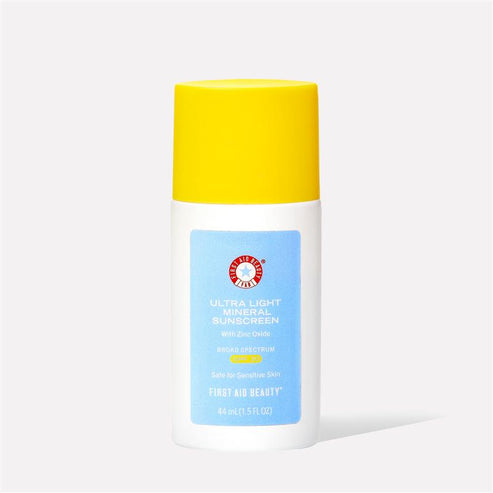 Ultra Light Mineral Sunscreen Broad Spectrum SPF 30 by FIRST AID BEAUTY - Non-toxic, SLOW rated product free from harmful chemicals