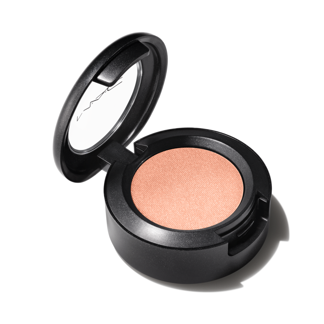 Eye Shadow by M•A•C - Non-toxic Cosmetics product rated STOP by Million Marker, free from BPA, phthalates, and parabens