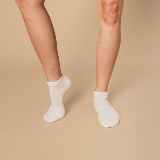 Natural No Dye Cotton Quarter Pacers Midweight Socks by q FOR QUINN - Non-toxic Clothes product rated GO by Million Marker, free from BPA, phthalates, and parabens